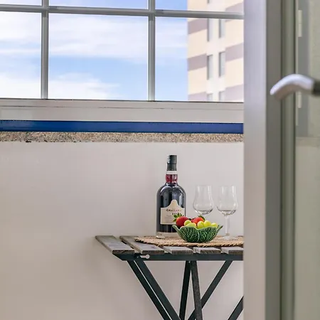 Host Wise Apartamento *