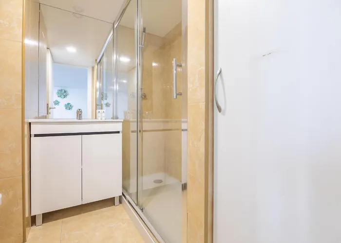 Appartement Host Wise - Deluxe Spacious Flats W Mezzanine Porto