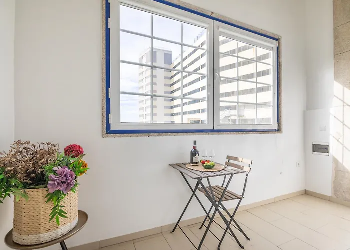 Appartement Host Wise - Deluxe Spacious Flats W Mezzanine *