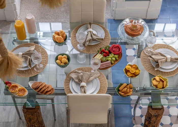 Host Wise - Deluxe Spacious Flats W Mezzanine Appartement